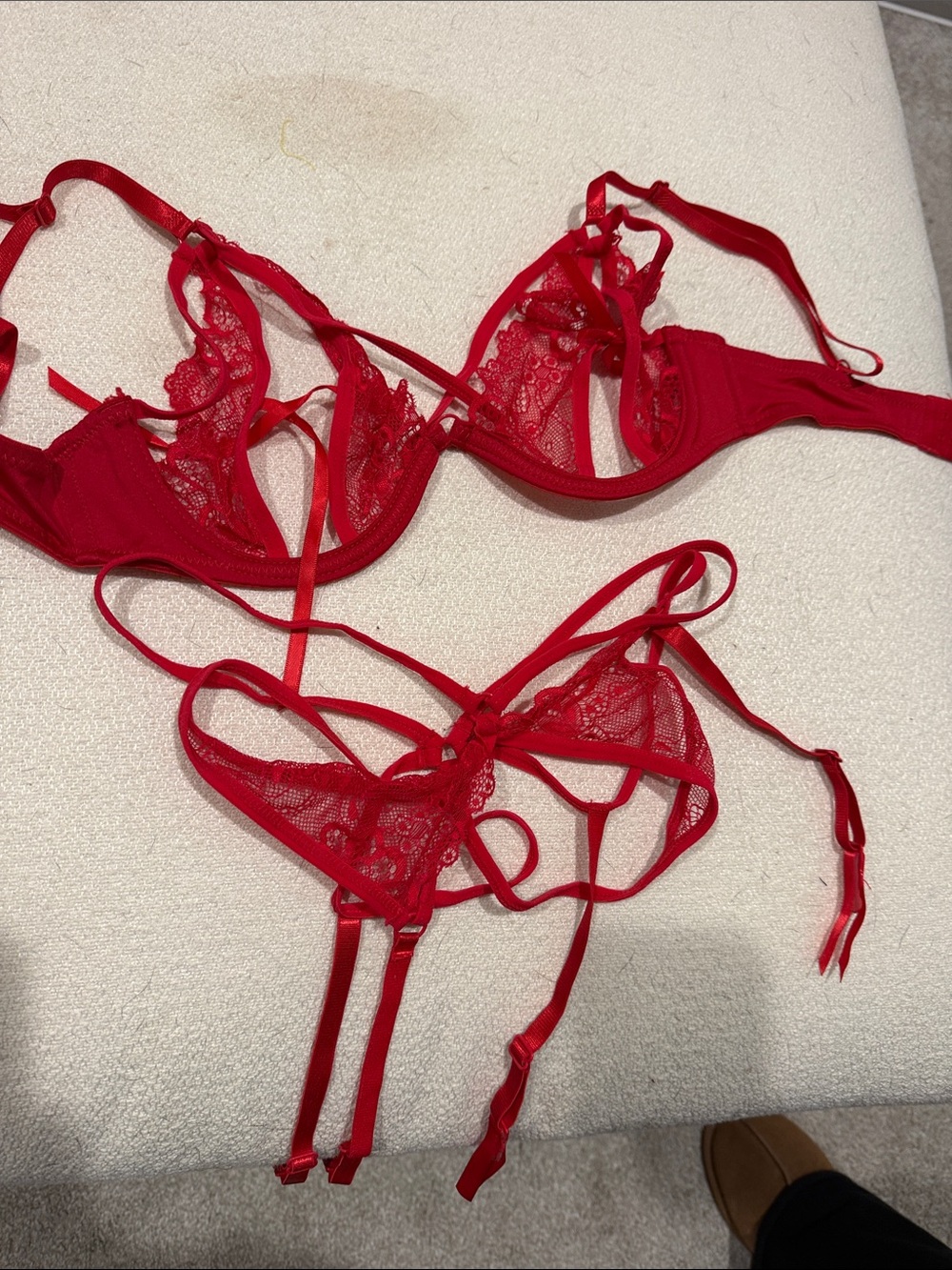Red Lace Strappy Bra & Garter Set - Women Intimates